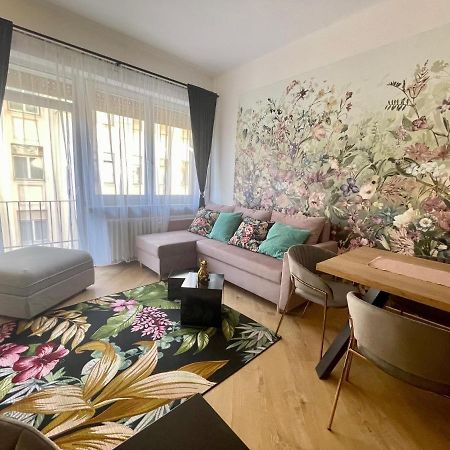 Brand New Apartment #Hollan#3Bedr#2Bathr#Freeparking Budapest Exterior photo